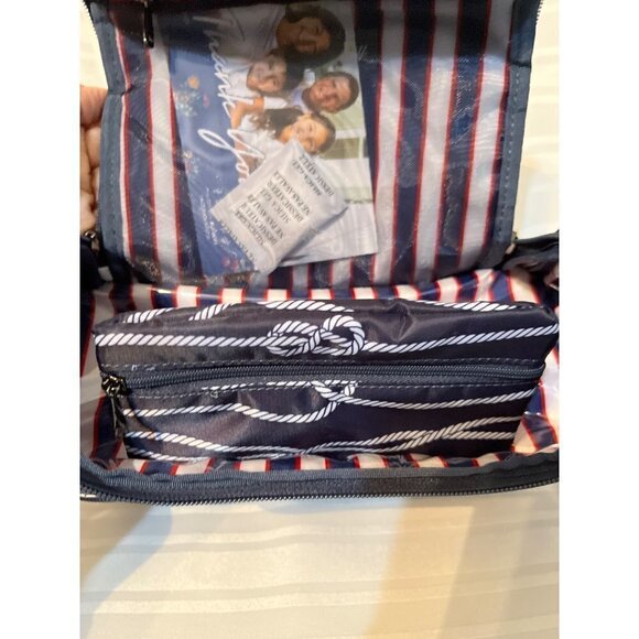 LUG NWT Stowaway Cosmetic Case Nautical Navy - Picture 6 of 8